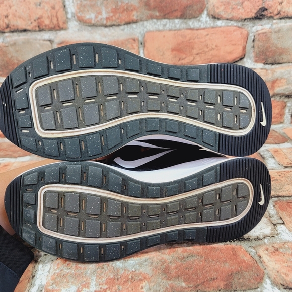 Nike Reposto 'Black White' Sneakers Youth Size 7Y - Picture 12 of 13